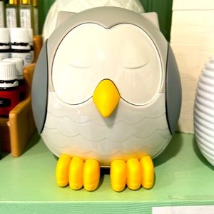 New Feather the Owl Diffuser and Noise Machine Young Living